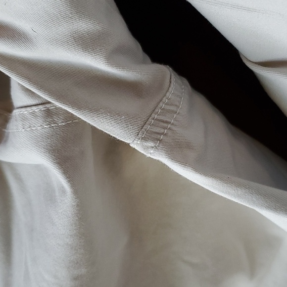 Eddie Bauer Blakely fit Khaki Capri size 8 - Picture 8 of 9